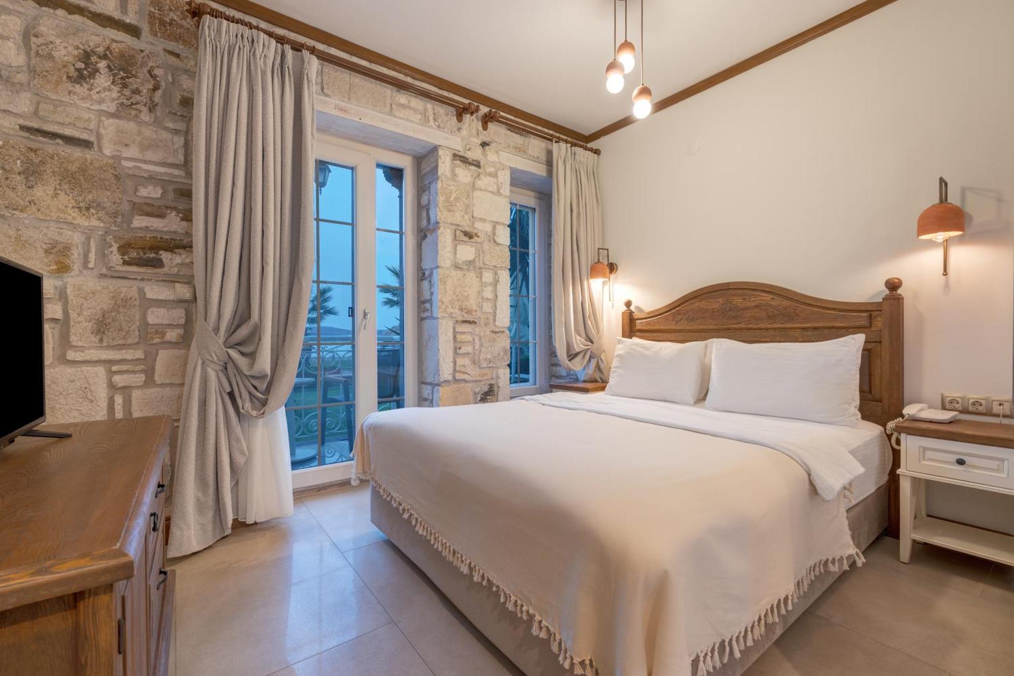 Navalia Hotel 福卡 外观 照片