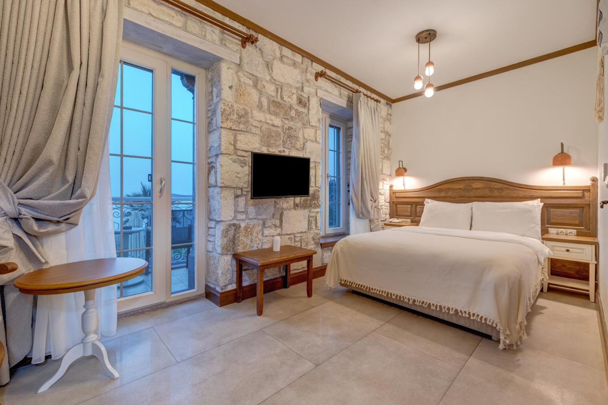 Navalia Hotel 福卡 外观 照片